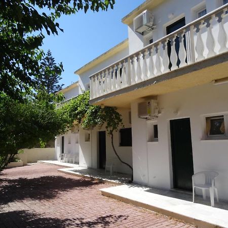 Anatoli Apartments Агиос Стефанос Экстерьер фото