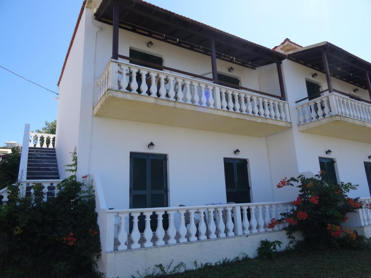 Anatoli Apartments Агиос Стефанос Экстерьер фото